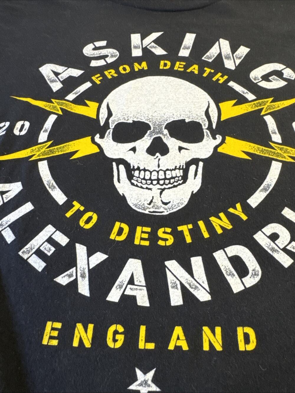 Asking Alexandria Band T-Shirt Size Medium Skull Short Sleeved Pre-owned